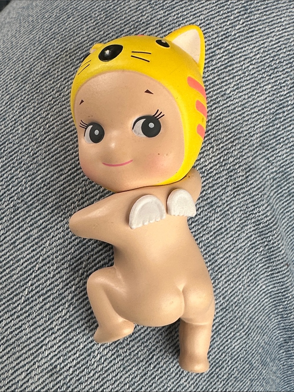 Sunny Angel Hipper looking back mini Yellow Cat cell phone laptop Toy nwot